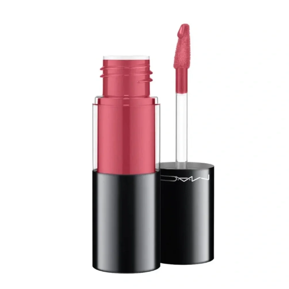 NIB MAC Versicolour Varnish Cream Lip Stain in STUCK IN LOVE❤️ - Picture 2 of 7